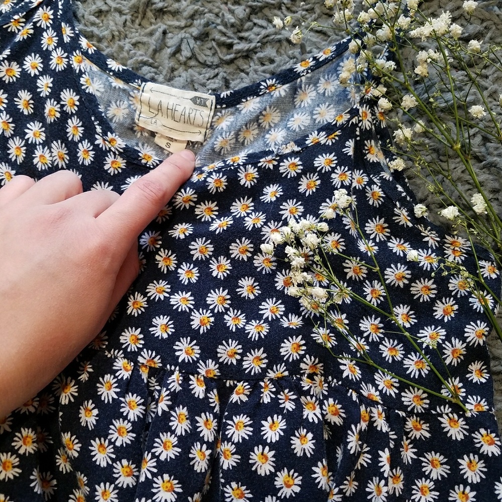 Daisy shirt - Picture 2 of 4